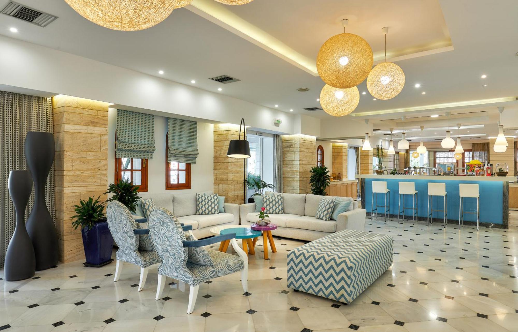 Kyknos Beach Hotel & Bungalows มาเลีย ภายนอก รูปภาพ